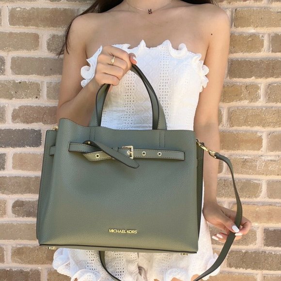 Michael Kors Handbags - NWT Michael Kors Triple Compartment Large Satchel Crossbody